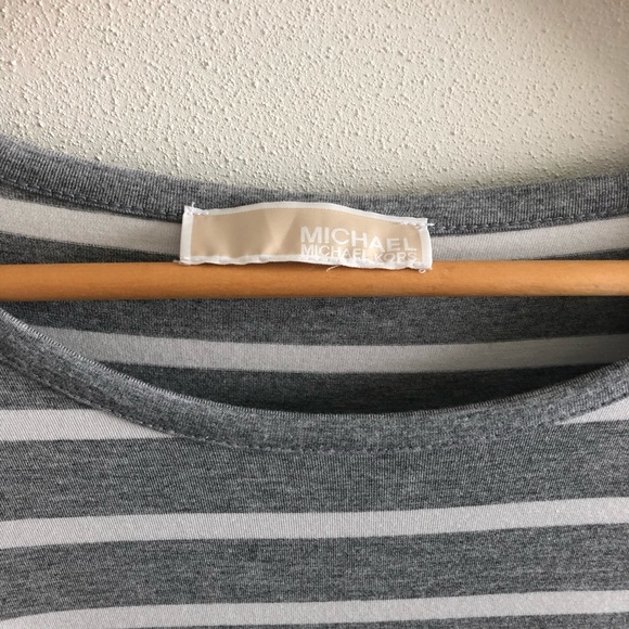 Michael Kors Long Sleeve - Picture 2 of 3